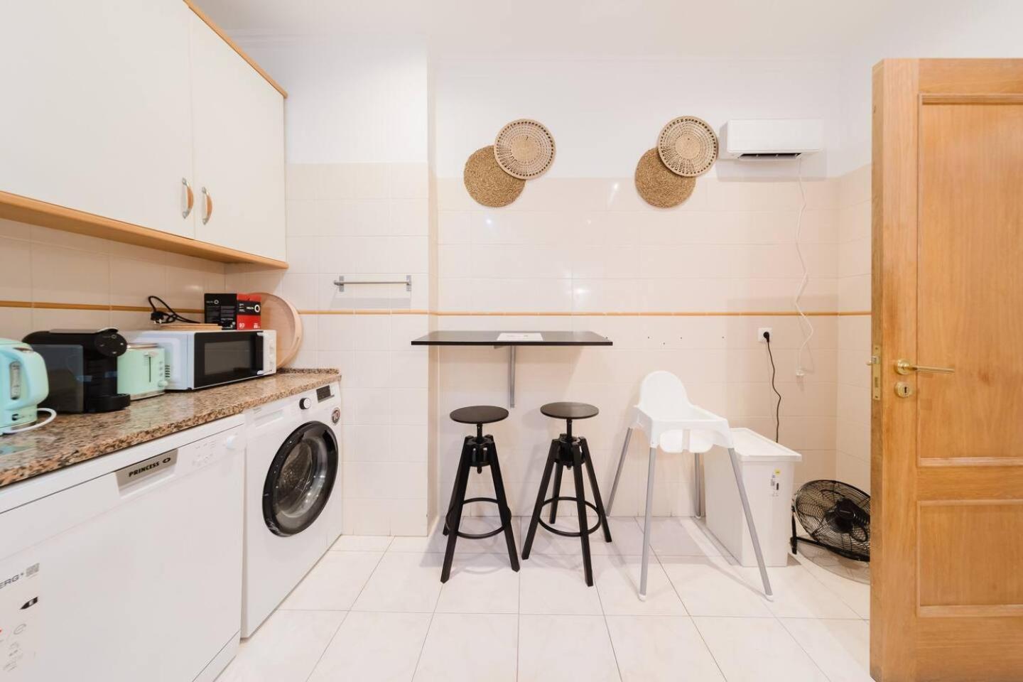 Apartment Modern 41br With Art & Tagus River Views