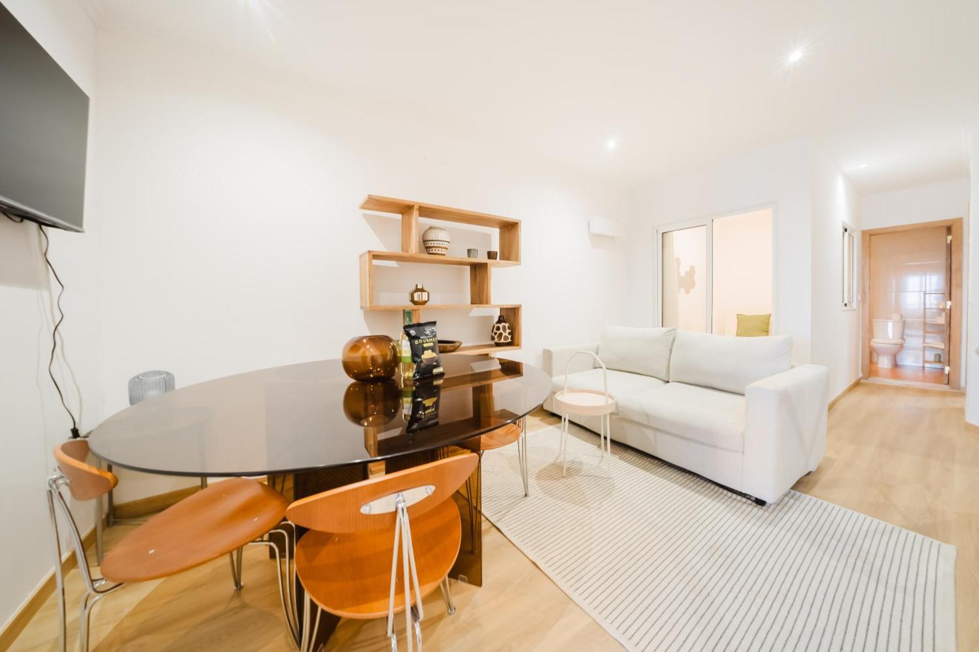 Modern 41br With Art & Tagus River Views * Lisbon